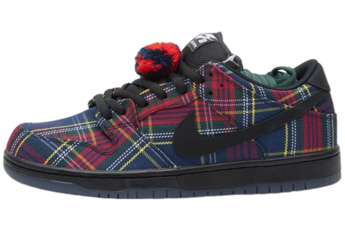 Nike x Nardwuar SB Dunk Low “Tartan” Low-Top Sneakers