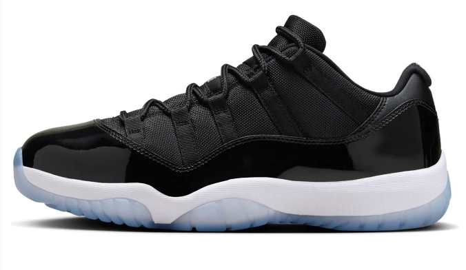 Air Jordan 11 Low 'Space Jam'