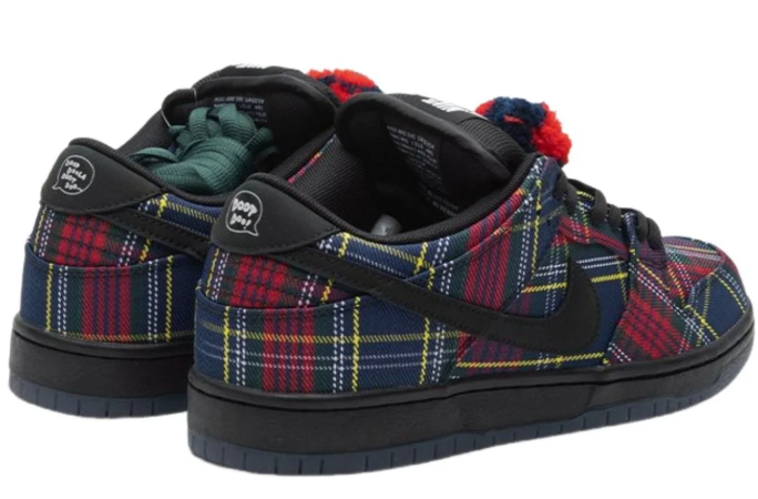 Nike x Nardwuar SB Dunk Low “Tartan” Low-Top Sneakers